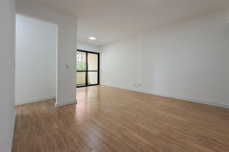 Sala de apartamento para alugar com 3 quartos, 75m² em Aclimação, São Paulo