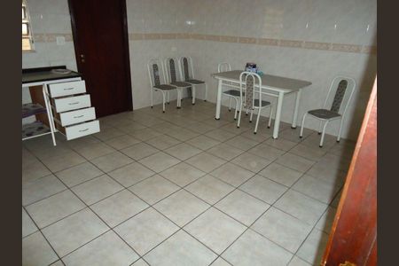 Casa à venda com 2 quartos, 184m² em Nova Petrópolis, São Bernardo do Campo