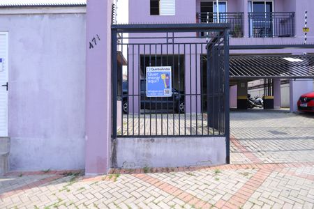 Apartamento para alugar com 45m², 2 quartos e 1 vagaPlaca instalada no portão do condomínio - Código da placa: YEQA-89