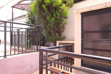 Apartamento para alugar com 45m², 2 quartos e 1 vagaÁrea comum - Portaria