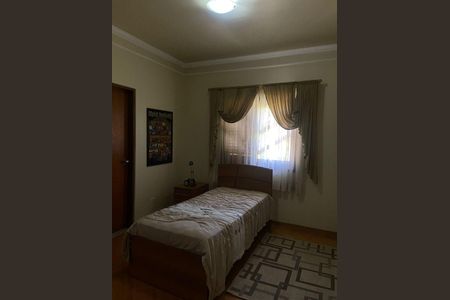Casa à venda com 3 quartos, 315m² em Campestre, Santo André
