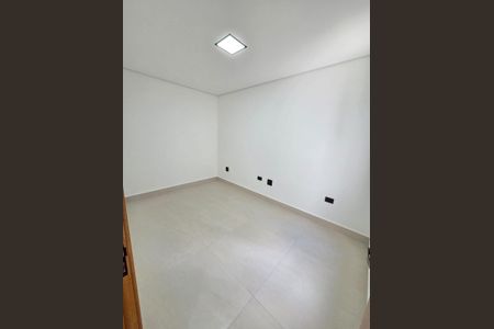 Casa à venda com 3 quartos, 155m² em Parque das Nações, Santo André