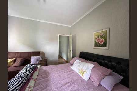 Casa à venda com 3 quartos, 204m² em Jardim Rina, Santo André
