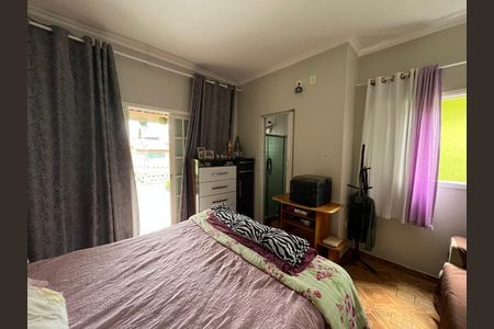 Casa à venda com 3 quartos, 204m² em Jardim Rina, Santo André