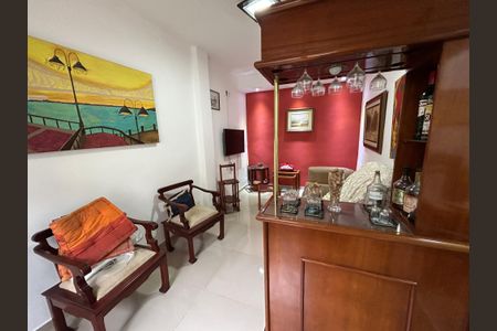 Casa para alugar com 220m², 3 quartos e 2 vagasSala