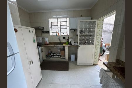 Casa para alugar com 220m², 3 quartos e 2 vagasCozinha
