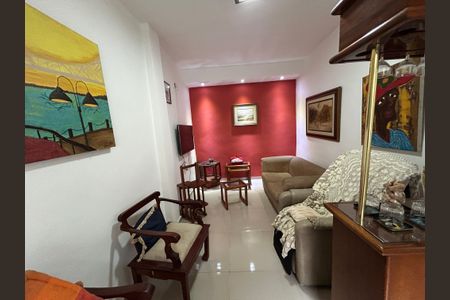 Casa para alugar com 220m², 3 quartos e 2 vagasSala