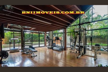 Apartamento à venda com 232m², 3 quartos e 4 vagas