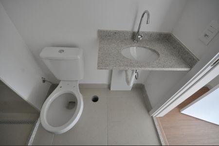 Apartamento à venda com 129m², 3 quartos e 2 vagasBanheiro da Suíte 2