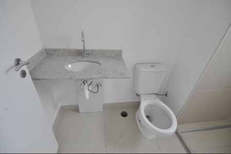 Apartamento à venda com 129m², 3 quartos e 2 vagasBanheiro da Suíte 3