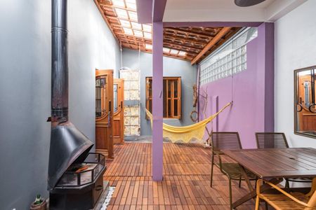 Casa à venda com 2 quartos, 126m² em Pompeia, São Paulo