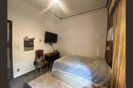 Casa à venda com 360m², 3 quartos e 4 vagas