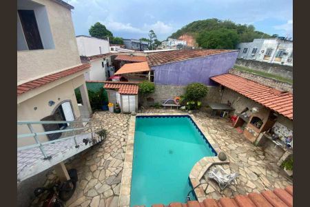 Casa à venda com 360m², 3 quartos e 4 vagas