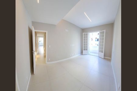 Apartamento à venda com 106m², 2 quartos e 2 vagas