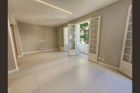 Apartamento à venda com 106m², 2 quartos e 2 vagas