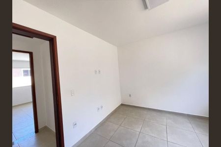 Casa à venda com 2 quartos, 75m² em Engenho do Mato, Niterói