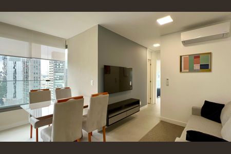 Sala de apartamento para alugar com 2 quartos, 46m² em Pinheiros, São Paulo