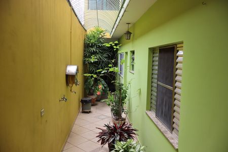 Casa à venda com 400m², 3 quartos e 4 vagasCorredor 