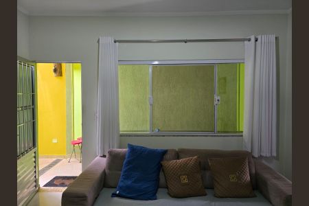 Sala  de casa à venda com 3 quartos, 400m² em Jardim Jovaia, Guarulhos