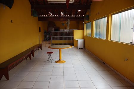 Casa à venda com 400m², 3 quartos e 4 vagasArea de Serviço e Varanda Gourmet 