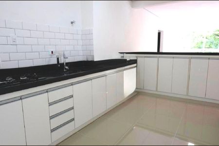 Apartamento à venda com 2 quartos, 100m² em Cerqueira César, São Paulo