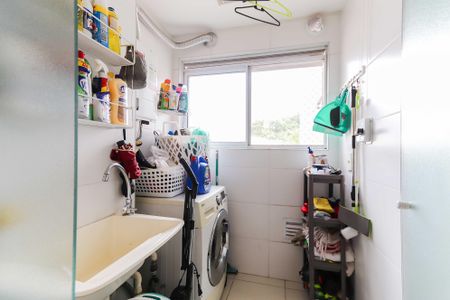 Apartamento à venda com 60m², 2 quartos e 1 vagaCozinha e Área de Serviço