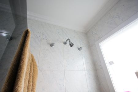 Casa de condomínio à venda com 600m², 4 quartos e 5 vagasBanheiro da Suíte 3