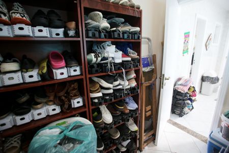 Casa de condomínio à venda com 600m², 4 quartos e 5 vagasQuarto de Serviço