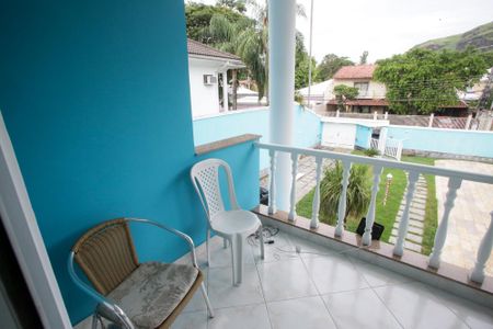 Casa de condomínio à venda com 600m², 4 quartos e 5 vagasVaranda da Suíte 1