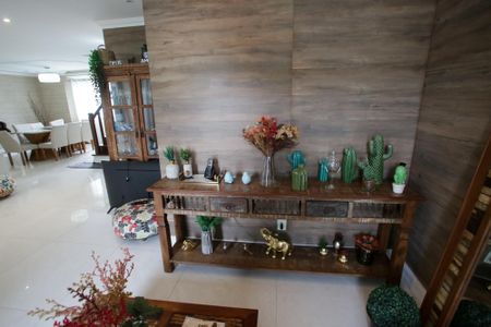 Casa de condomínio à venda com 600m², 4 quartos e 5 vagasSala de chá