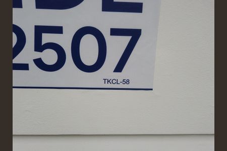 Casa de condomínio à venda com 600m², 4 quartos e 5 vagasPlaquinha