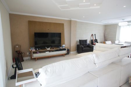 Casa de condomínio à venda com 600m², 4 quartos e 5 vagasSala de Estar