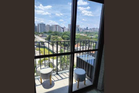 Apartamento para alugar com 27m², 1 quarto e sem vaga