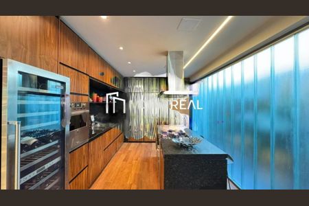 Casa à venda com 250m², 2 quartos e 2 vagas