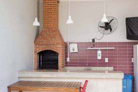 Apartamento para alugar com 44m², 2 quartos e sem vagaÁrea comum - Churrasqueira