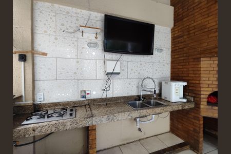 Apartamento para alugar com 70m², 2 quartos e 1 vaga Apartamento para alugar com 70m², 2 quartos e 1 vagaÁrea comum - Salão de festas