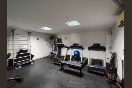 Apartamento para alugar com 70m², 2 quartos e 1 vaga Apartamento para alugar com 70m², 2 quartos e 1 vagaÁrea comum - Academia