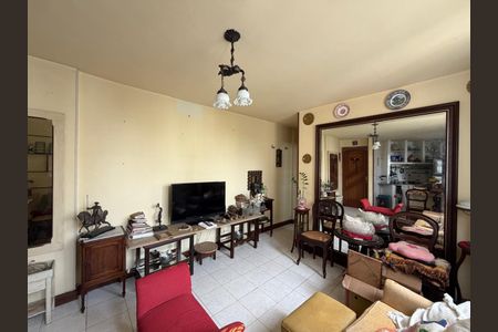 Apartamento à venda com 60m², 2 quartos e 1 vaga Apartamento à venda com 60m², 2 quartos e 1 vagaSala