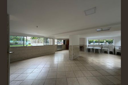 Apartamento à venda com 60m², 2 quartos e 1 vaga Apartamento à venda com 60m², 2 quartos e 1 vagaÁrea comum - Salão de festas