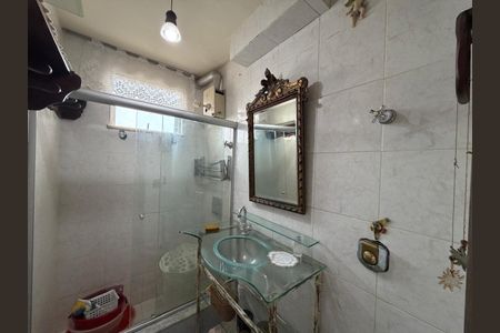 Apartamento à venda com 60m², 2 quartos e 1 vaga Apartamento à venda com 60m², 2 quartos e 1 vagaBanheiro