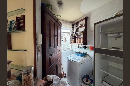 Apartamento à venda com 60m², 2 quartos e 1 vaga Apartamento à venda com 60m², 2 quartos e 1 vagaÁrea de serviço