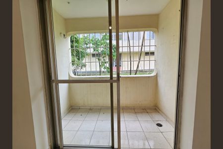 Apartamento para alugar com 90m², 3 quartos e 1 vagaSacada