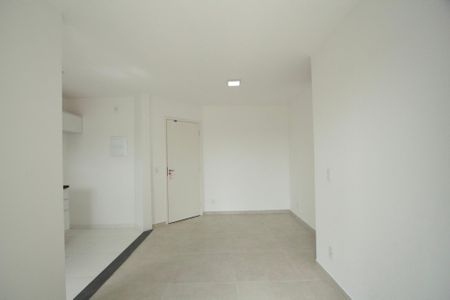 Sala  de apartamento para alugar com 2 quartos, 42m² em Jardim Ibiti do Paco, Sorocaba