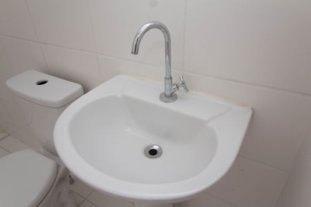 Apartamento para alugar com 44m², 2 quartos e sem vaga Apartamento para alugar com 44m², 2 quartos e sem vagaBanheiro