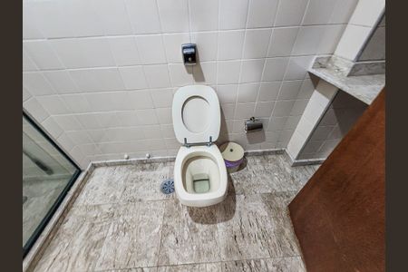 Apartamento para alugar com 86m², 2 quartos e 1 vaga Apartamento para alugar com 86m², 2 quartos e 1 vagaBanheiro da Suíte 2