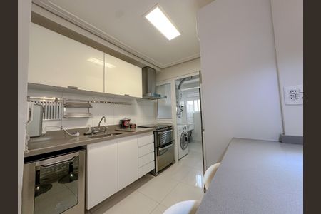 Apartamento à venda com 86m², 2 quartos e 2 vagas Apartamento à venda com 86m², 2 quartos e 2 vagasCozinha