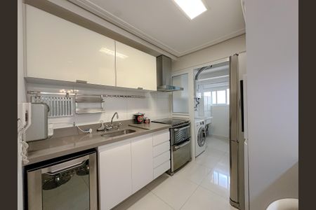 Apartamento à venda com 86m², 2 quartos e 2 vagas Apartamento à venda com 86m², 2 quartos e 2 vagasCozinha