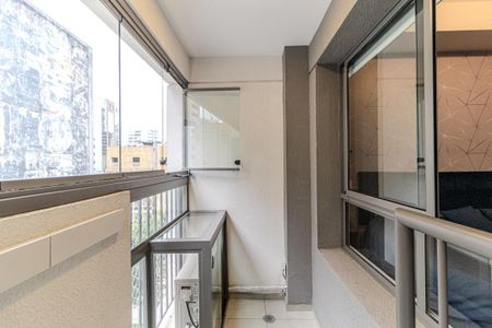 Varanda de kitnet/studio para alugar com 1 quarto, 33m² em Consolação, São Paulo