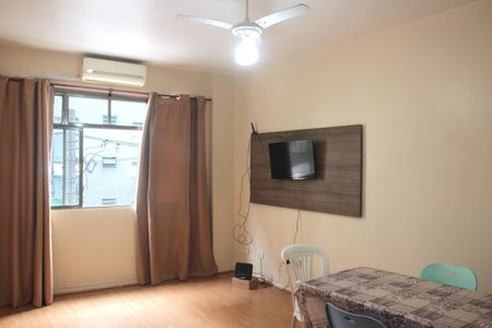 Sala de apartamento para alugar com 2 quartos, 88m² em Ponta da Praia, Santos