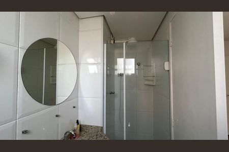 Banheiro de apartamento à venda com 2 quartos, 60m² em Jardim Barbosa, Guarulhos